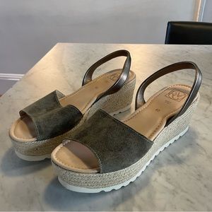 Handmade Wedge Espadrille Sandal, Metallic US 9